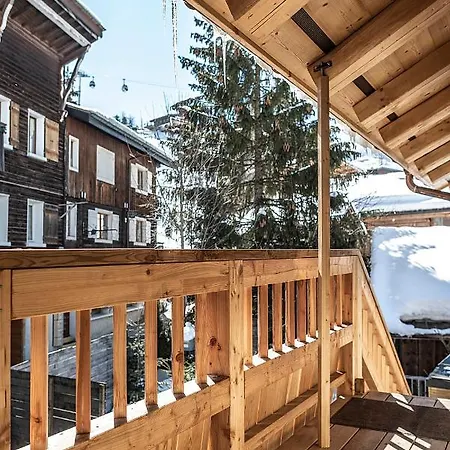 Apartment Nouveau Et Spacieux, Place De L'eglise Et Terrasse Privative *